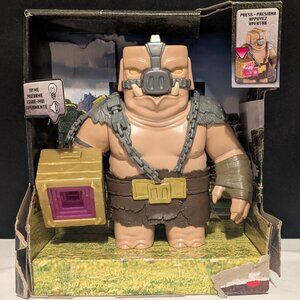 NEW Minecraft Battle Mode Great Hog Large Action Figure, Lights & Sounds,...